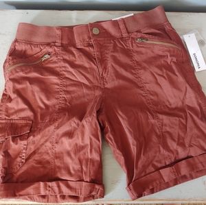 Women's Bermuda shorts